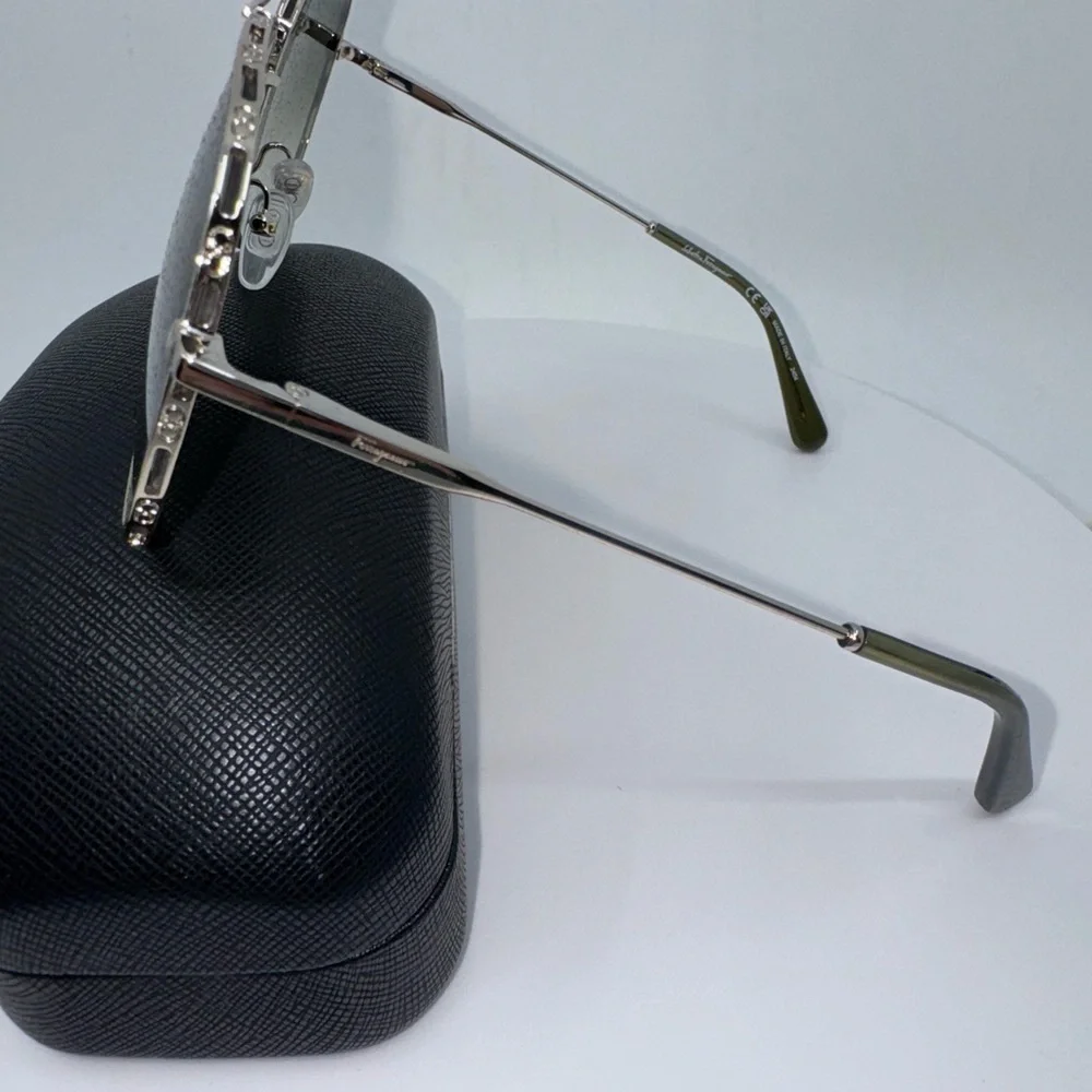New! Salvatore Ferragamo Gold/Green Oversized Aviator Sunglasses with Case